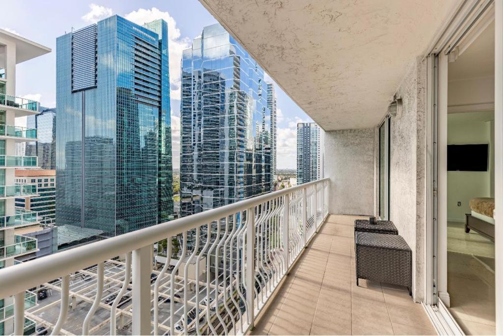 Two Bedroom Oceanview Apartment In Brickell Miami Buitenkant foto