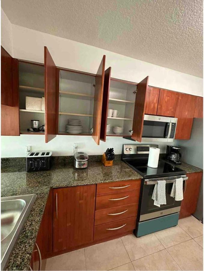 Two Bedroom Oceanview Apartment In Brickell Miami Buitenkant foto