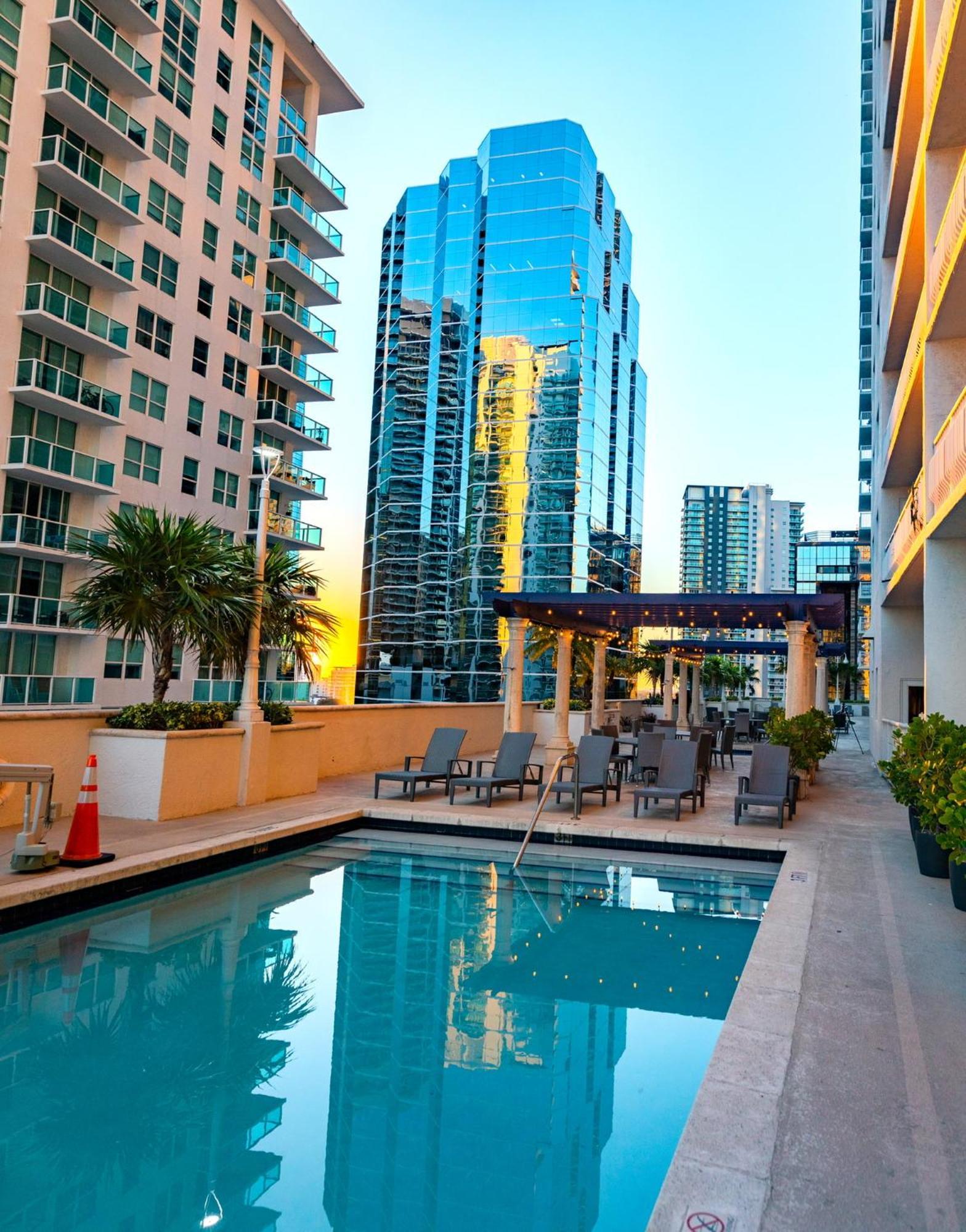 Two Bedroom Oceanview Apartment In Brickell Miami Buitenkant foto